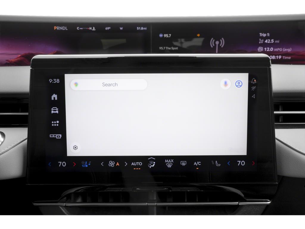 used 2024 Lincoln Nautilus car