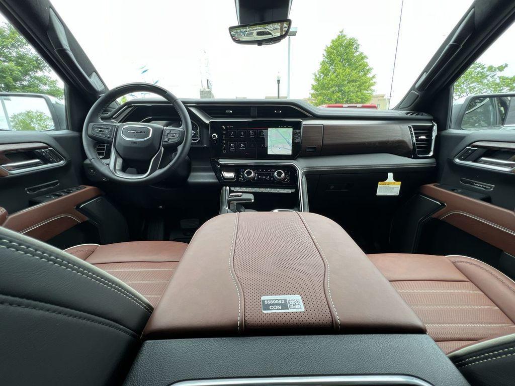 new 2025 GMC Sierra 1500 car, priced at $83,180