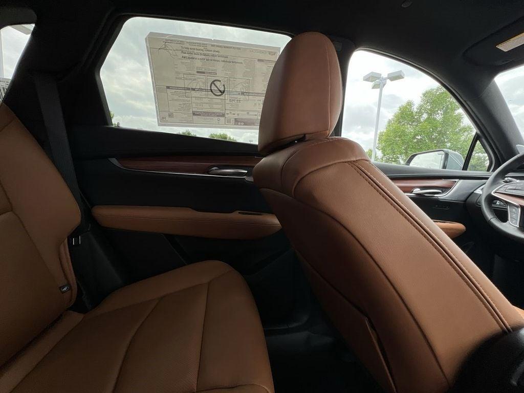 new 2025 Cadillac XT5 car