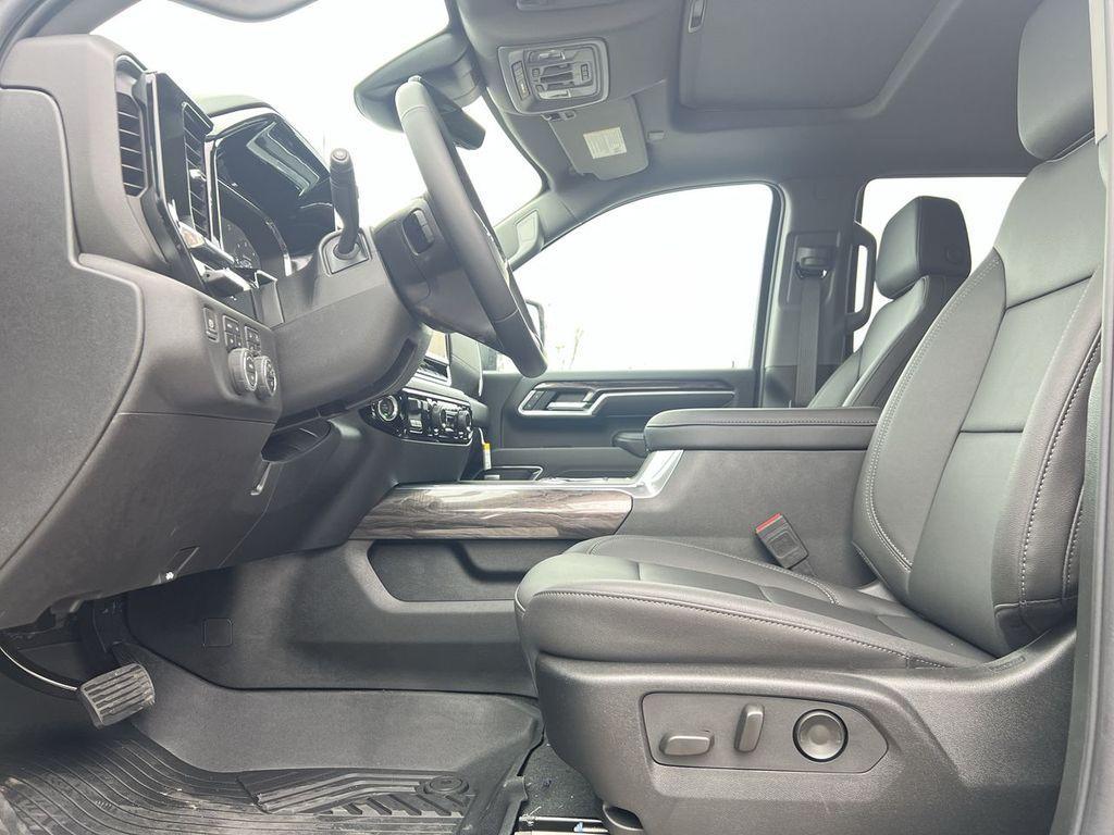 new 2025 Chevrolet Silverado 2500 car, priced at $84,605