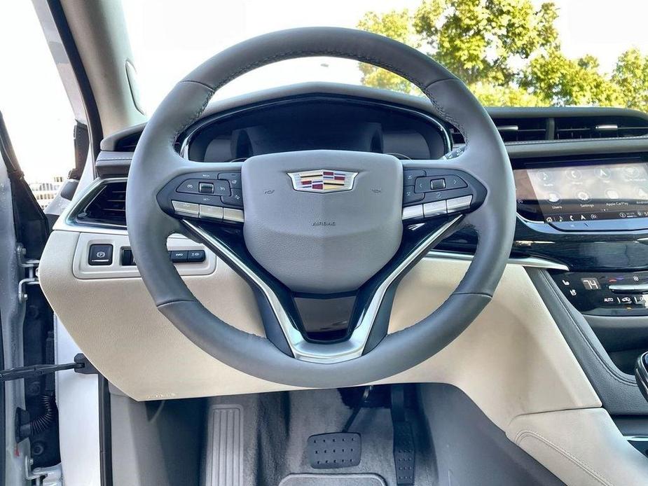 new 2025 Cadillac XT6 car