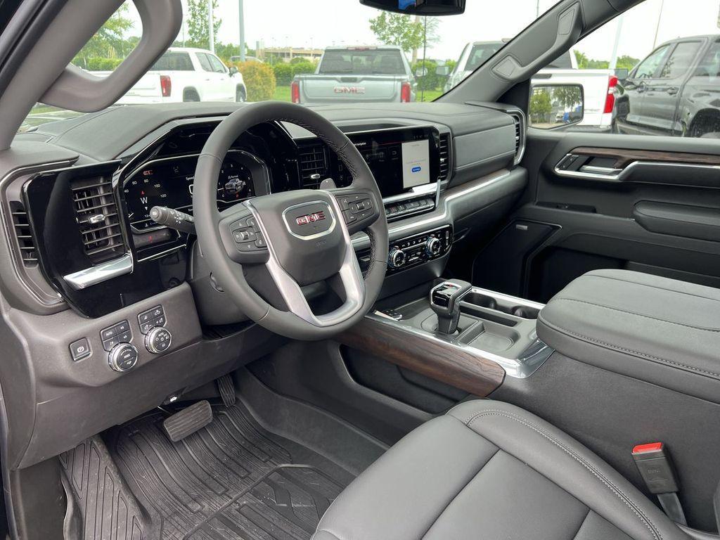 new 2025 GMC Sierra 1500 car, priced at $65,455