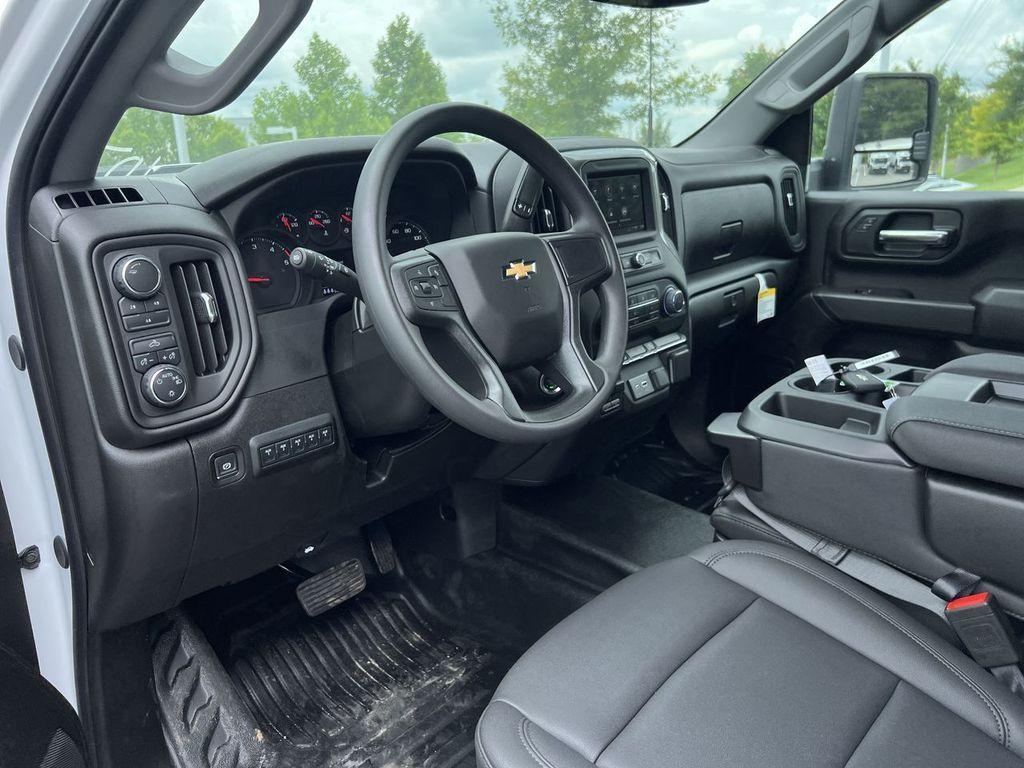 new 2025 Chevrolet Silverado 3500 car, priced at $70,963
