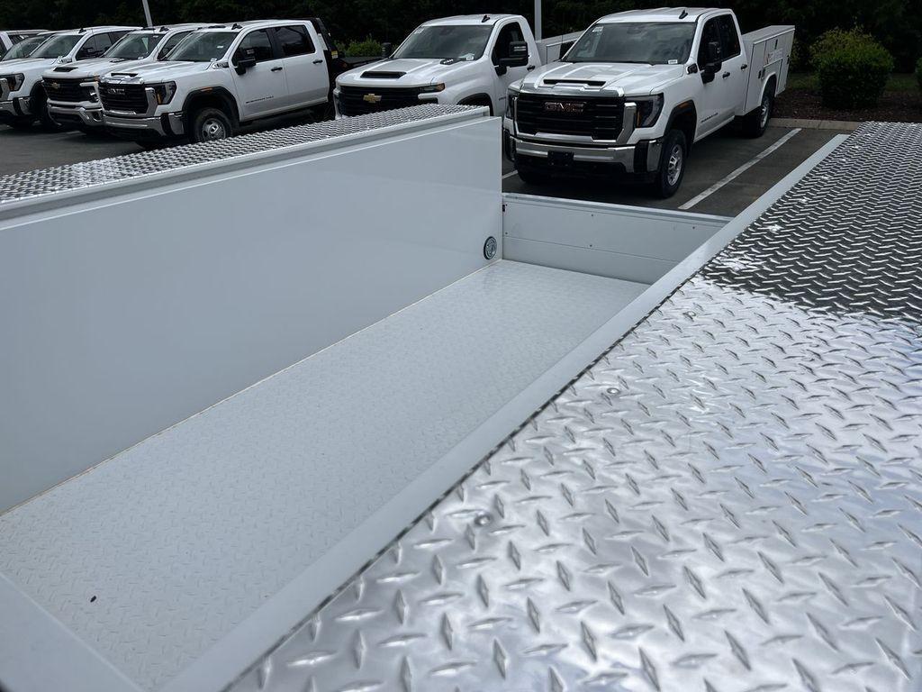 new 2025 Chevrolet Silverado 3500 car, priced at $70,963