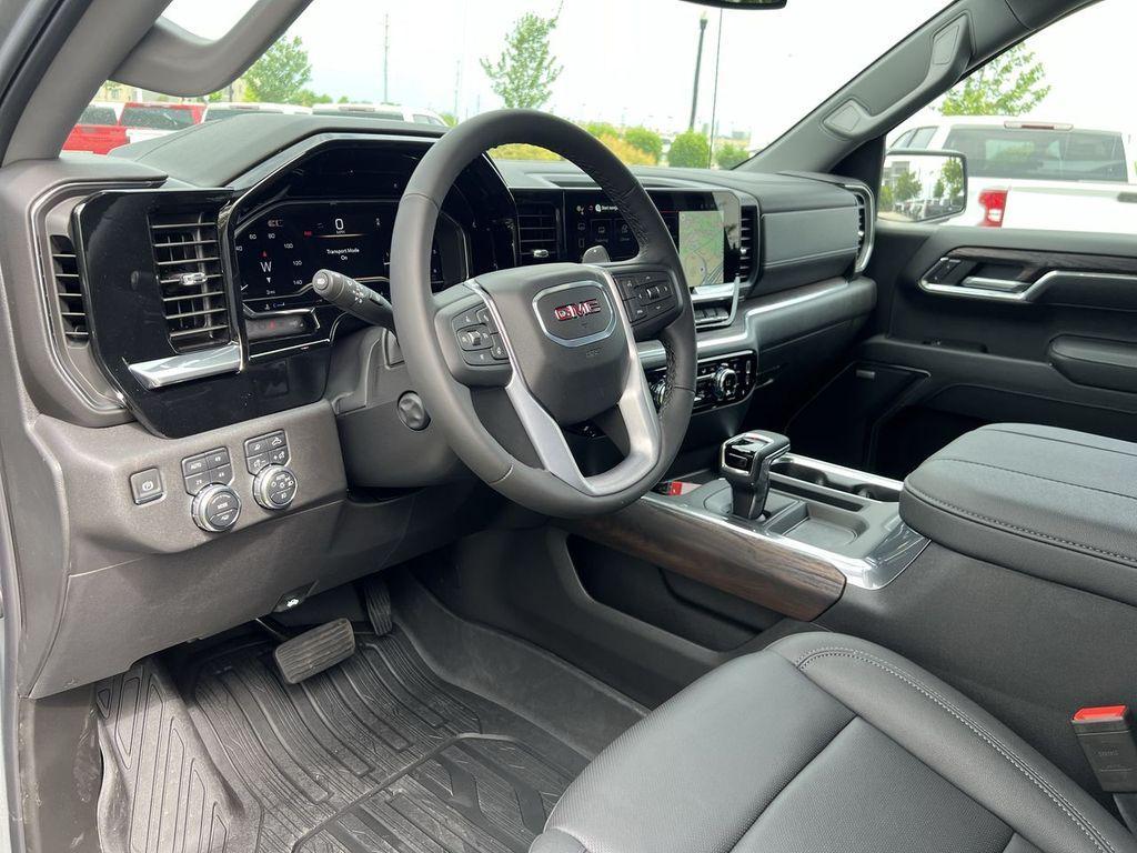 new 2025 GMC Sierra 1500 car, priced at $65,455