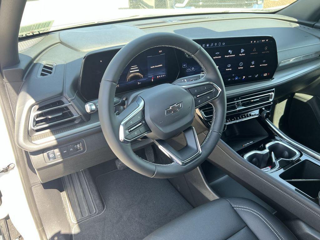 new 2025 Chevrolet Traverse car, priced at $48,179