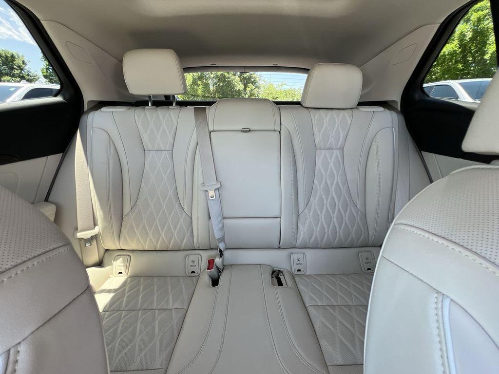 used 2023 Buick Envision car, priced at $35,000