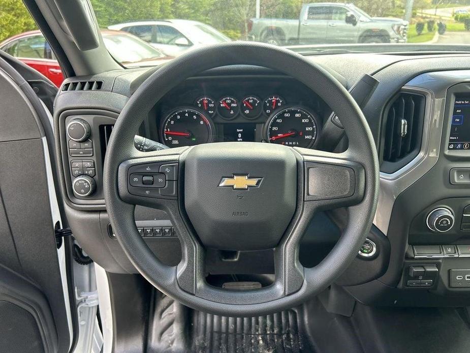 new 2024 Chevrolet Silverado 2500 car