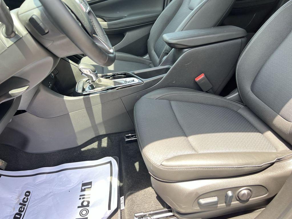 new 2025 Buick Encore GX car, priced at $26,914