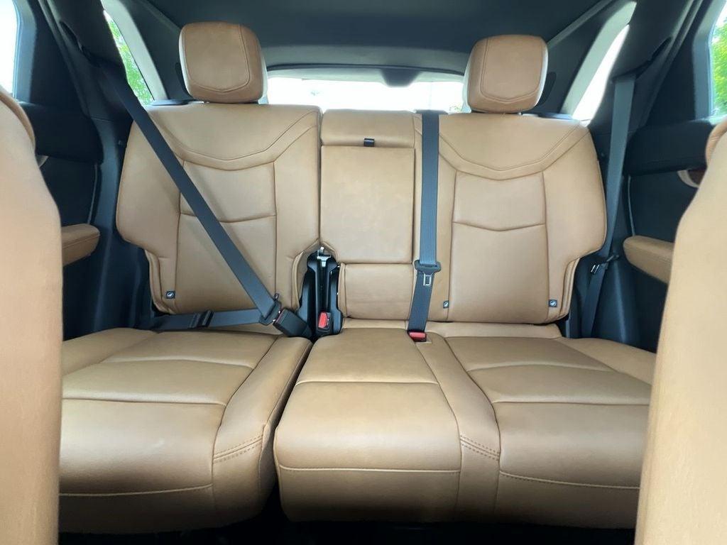 new 2025 Cadillac XT5 car