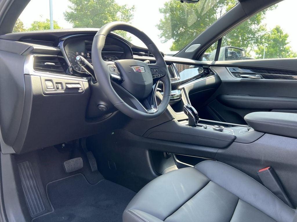 new 2025 Cadillac XT6 car