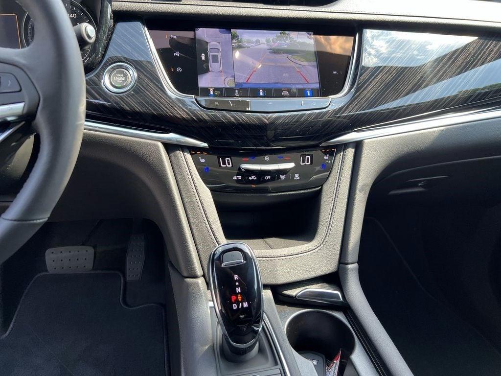 new 2025 Cadillac XT6 car