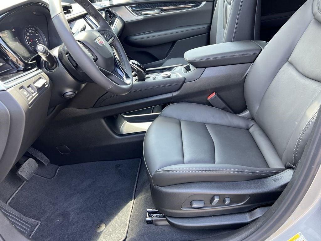 new 2025 Cadillac XT6 car