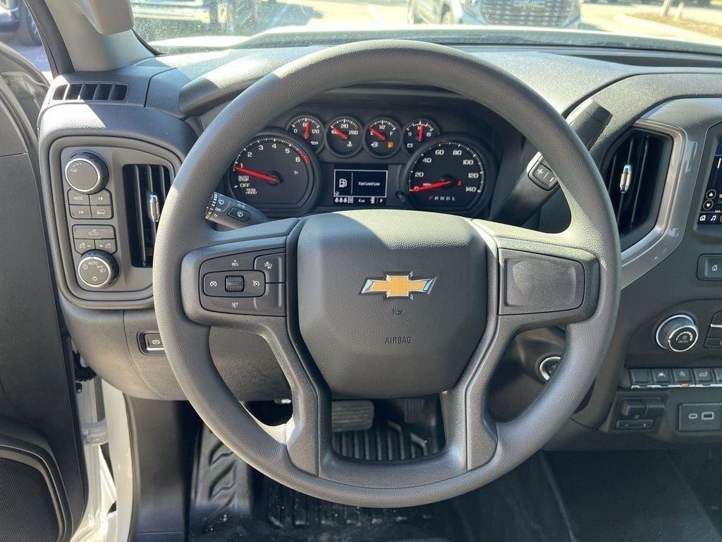 new 2025 Chevrolet Silverado 1500 car, priced at $45,640