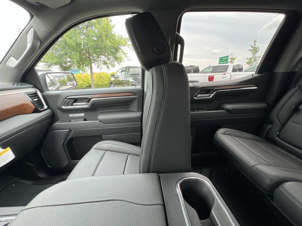 new 2025 GMC Sierra 1500 car, priced at $68,380