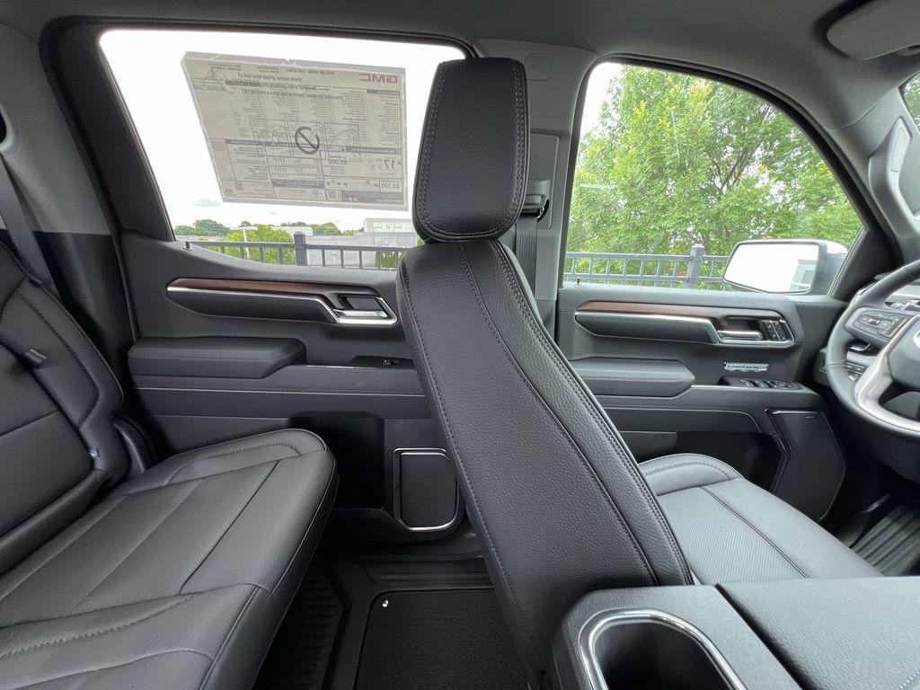 new 2025 GMC Sierra 1500 car, priced at $68,380