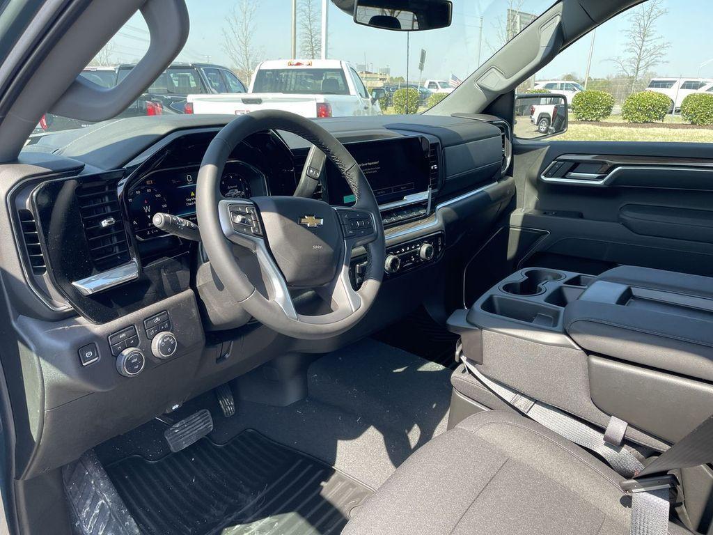 new 2025 Chevrolet Silverado 1500 car, priced at $47,790