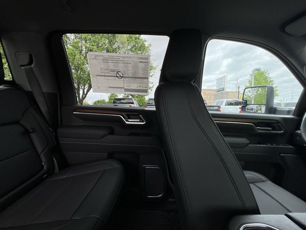 new 2025 GMC Sierra 2500 car, priced at $87,720