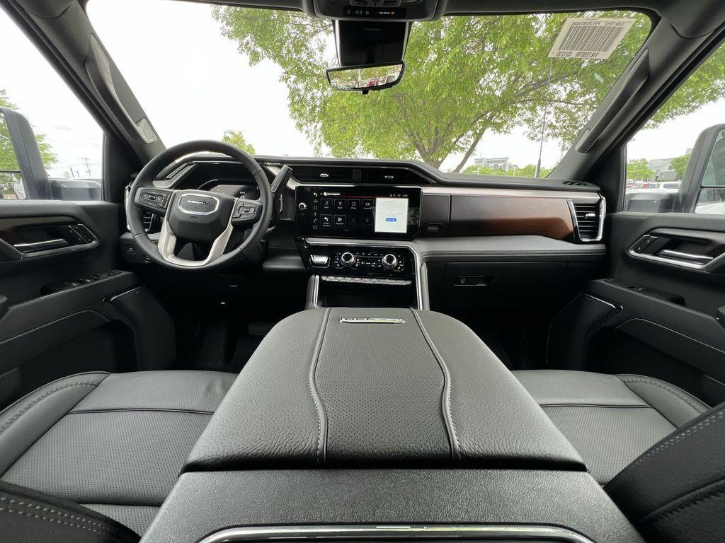 new 2025 GMC Sierra 2500 car, priced at $87,720