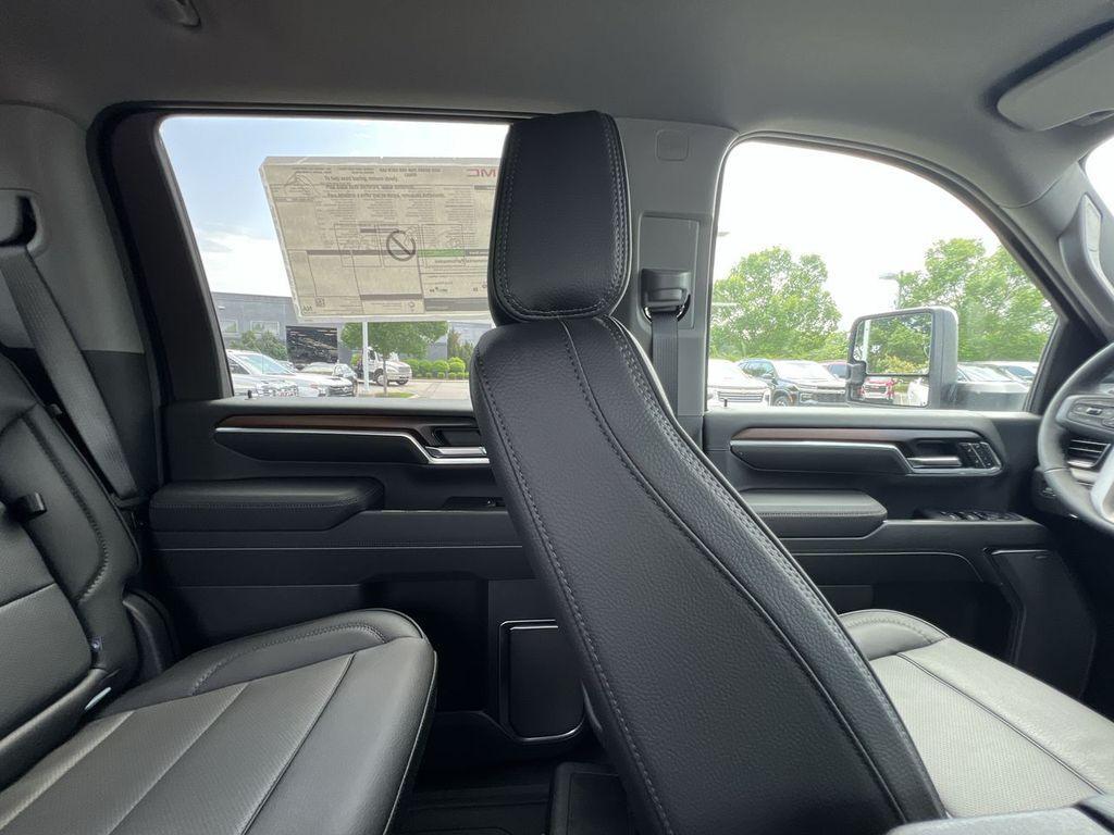 new 2025 GMC Sierra 2500 car, priced at $88,550