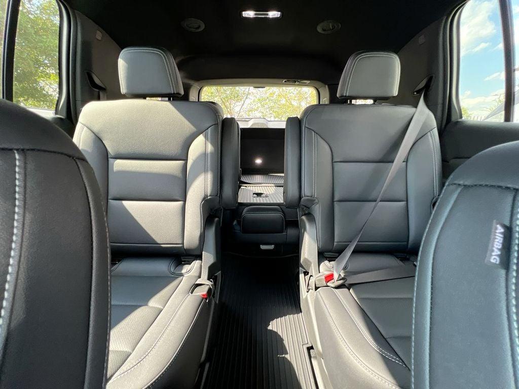 new 2026 Chevrolet Traverse car, priced at $44,635