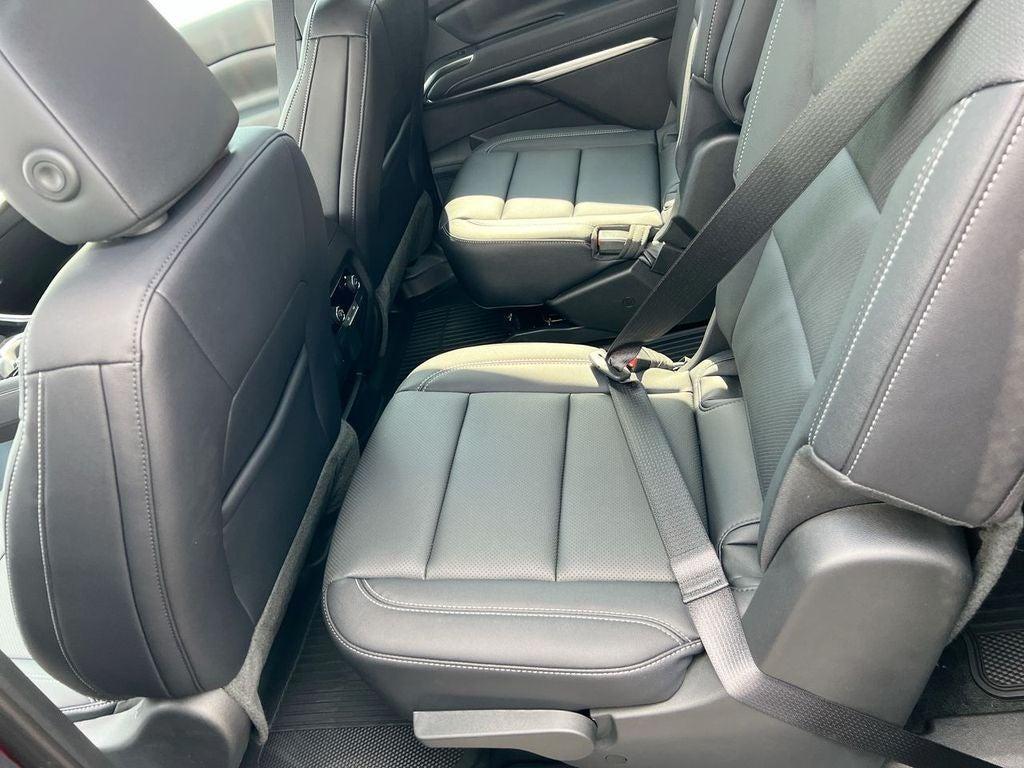 new 2026 Chevrolet Traverse car, priced at $44,635