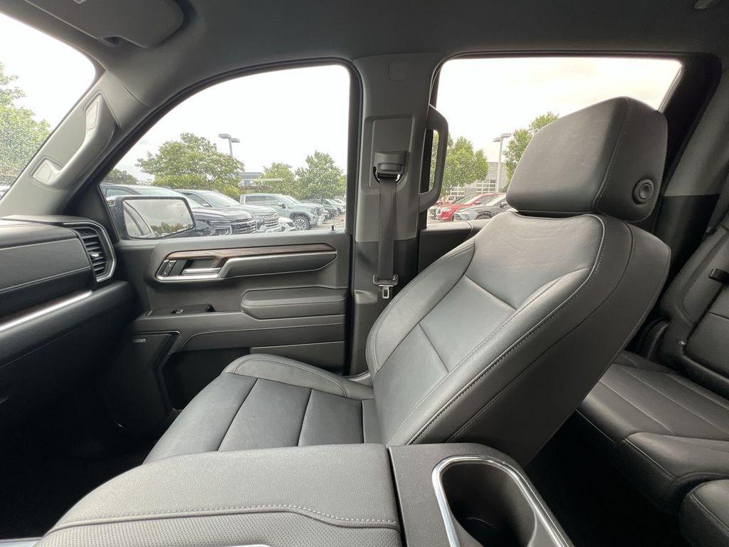 used 2022 GMC Sierra 1500 car, priced at $47,000