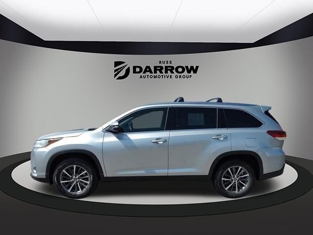 used 2019 Toyota Highlander car, priced at $28,210