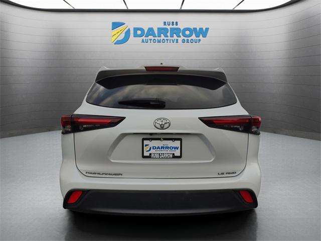 used 2024 Toyota Highlander car, priced at $33,900