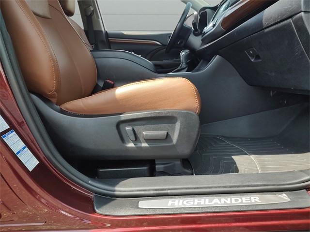 used 2017 Toyota Highlander car, priced at $27,000