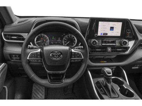 used 2024 Toyota Highlander car, priced at $43,377