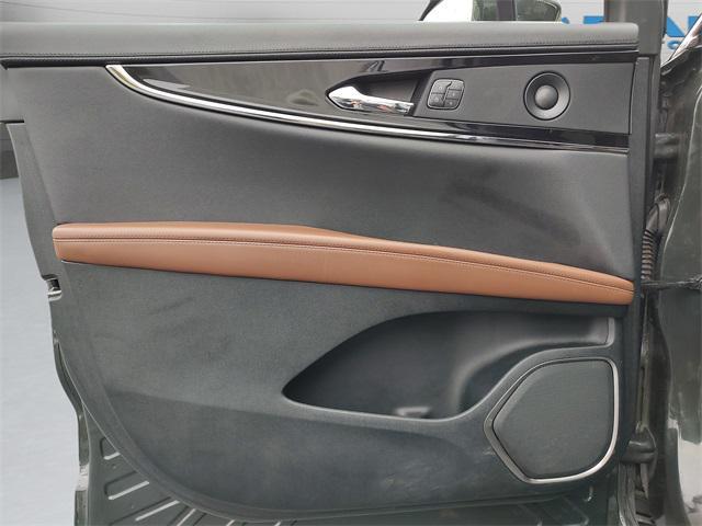 used 2022 Lincoln Nautilus car, priced at $29,626