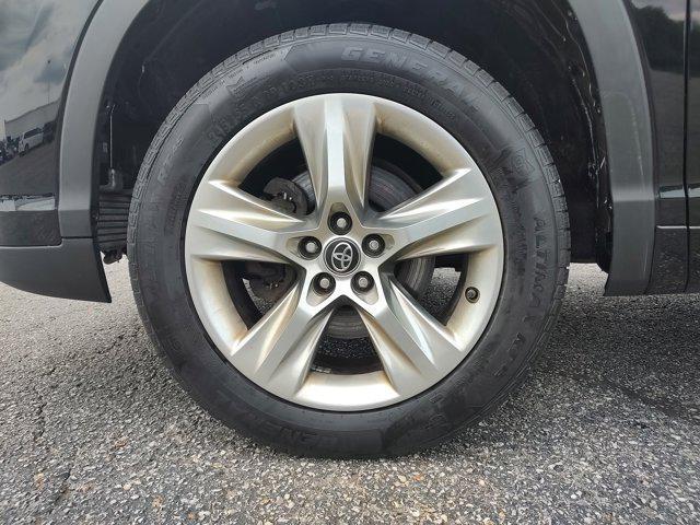 used 2017 Toyota Highlander car, priced at $19,595