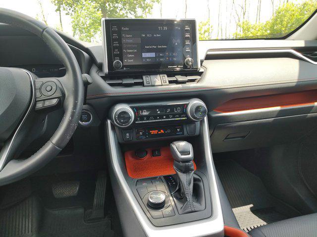 used 2020 Toyota RAV4 car, priced at $25,550