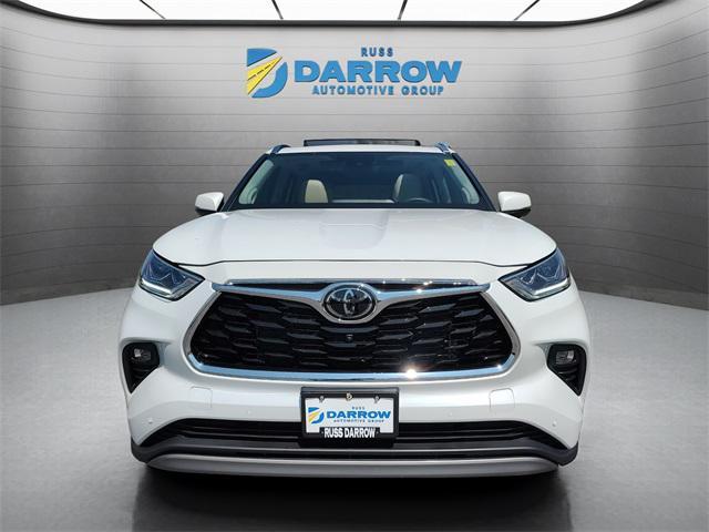used 2024 Toyota Highlander car, priced at $49,985