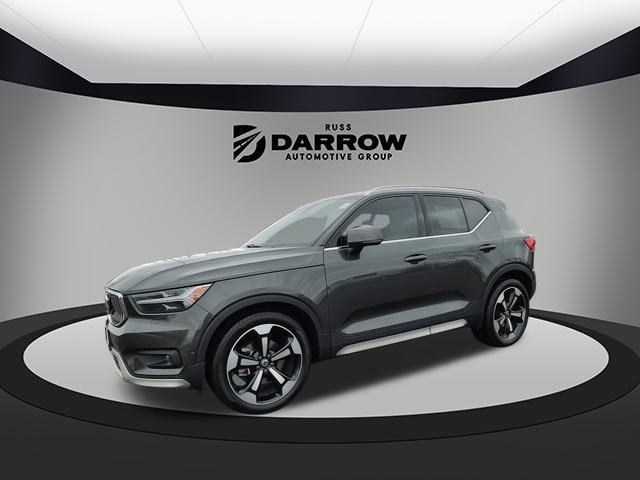 used 2019 Volvo XC40 car, priced at $21,000