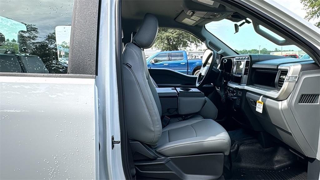 new 2024 Ford F-250 car, priced at $48,817