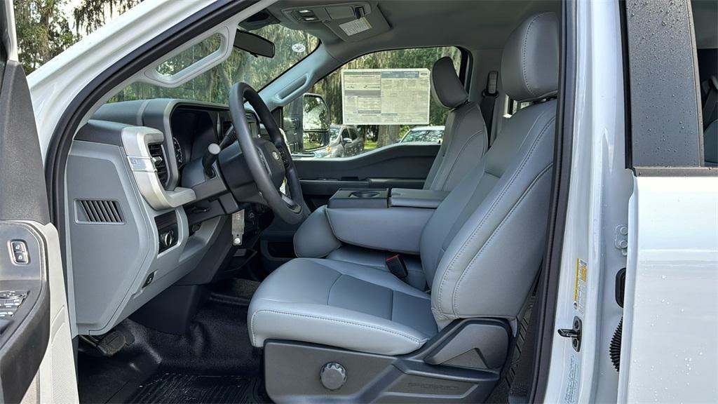 new 2024 Ford F-250 car, priced at $48,817