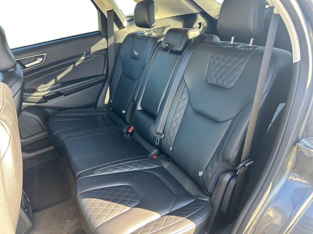 used 2024 Ford Edge car, priced at $24,923
