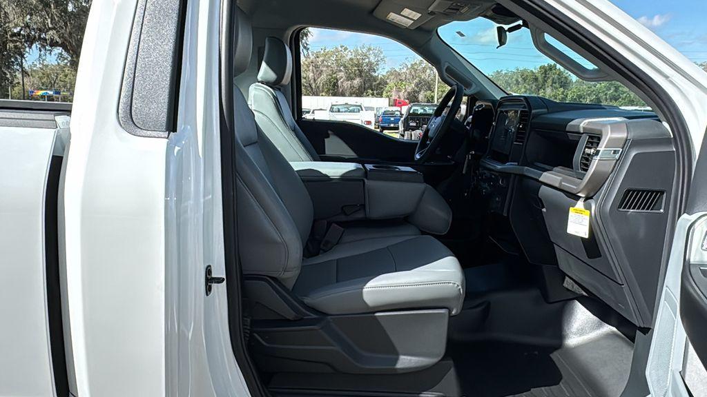 new 2025 Ford F-150 car, priced at $43,999