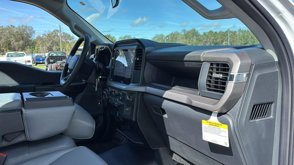 new 2025 Ford F-150 car, priced at $45,733