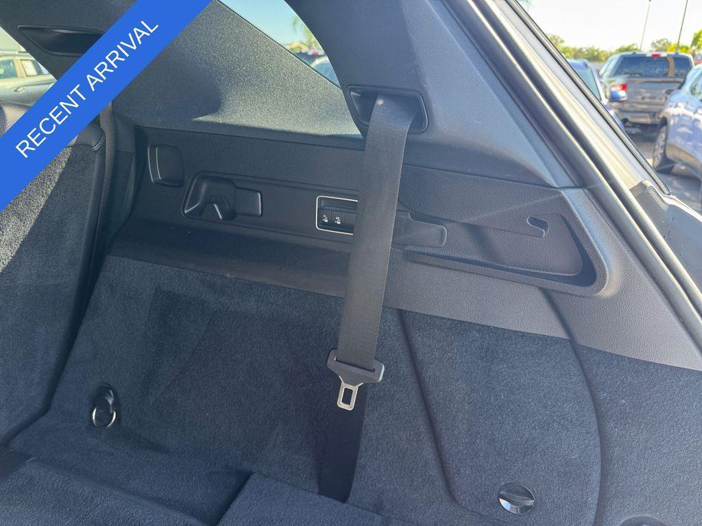 used 2021 Mercedes-Benz GLE 350 car, priced at $32,995