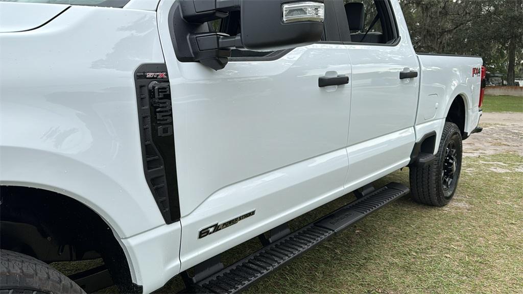 new 2024 Ford F-350 car, priced at $71,623