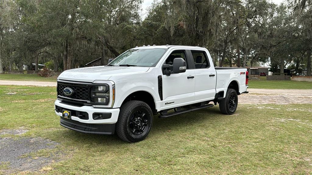 new 2024 Ford F-350 car, priced at $71,623