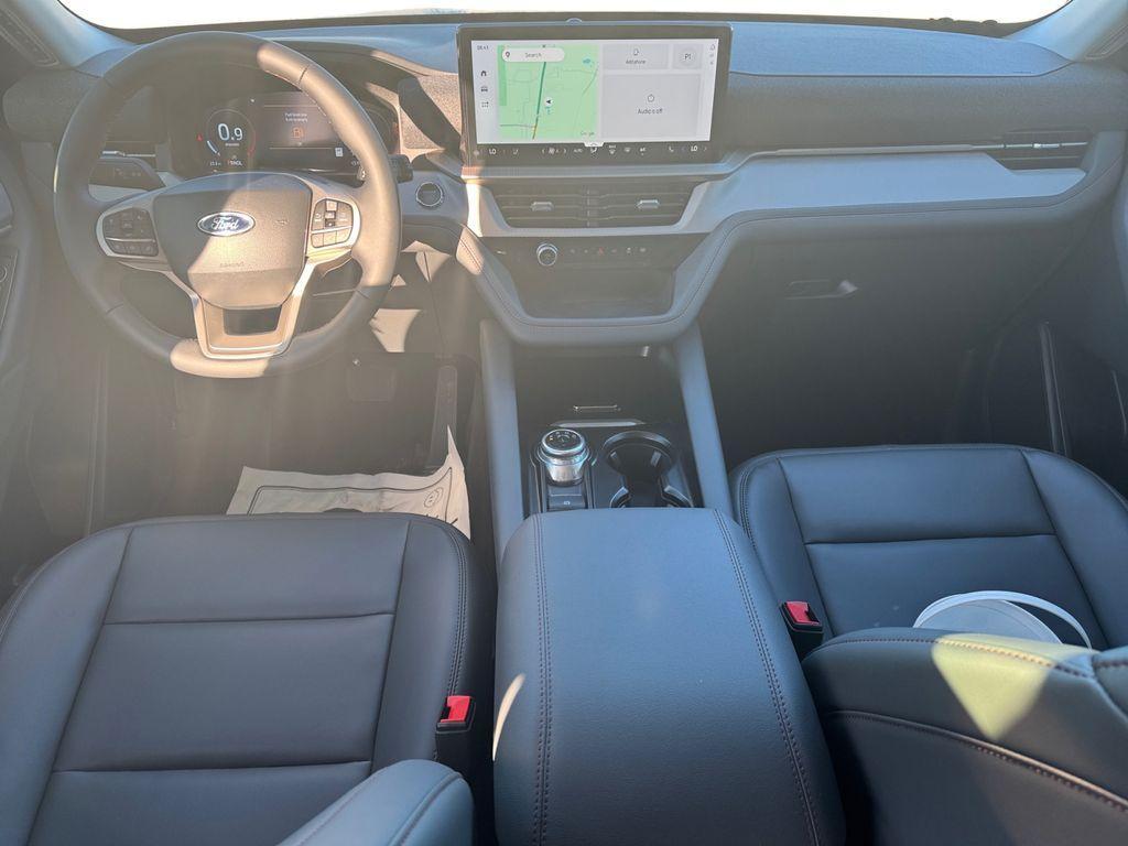 new 2025 Ford Explorer car, priced at $45,960