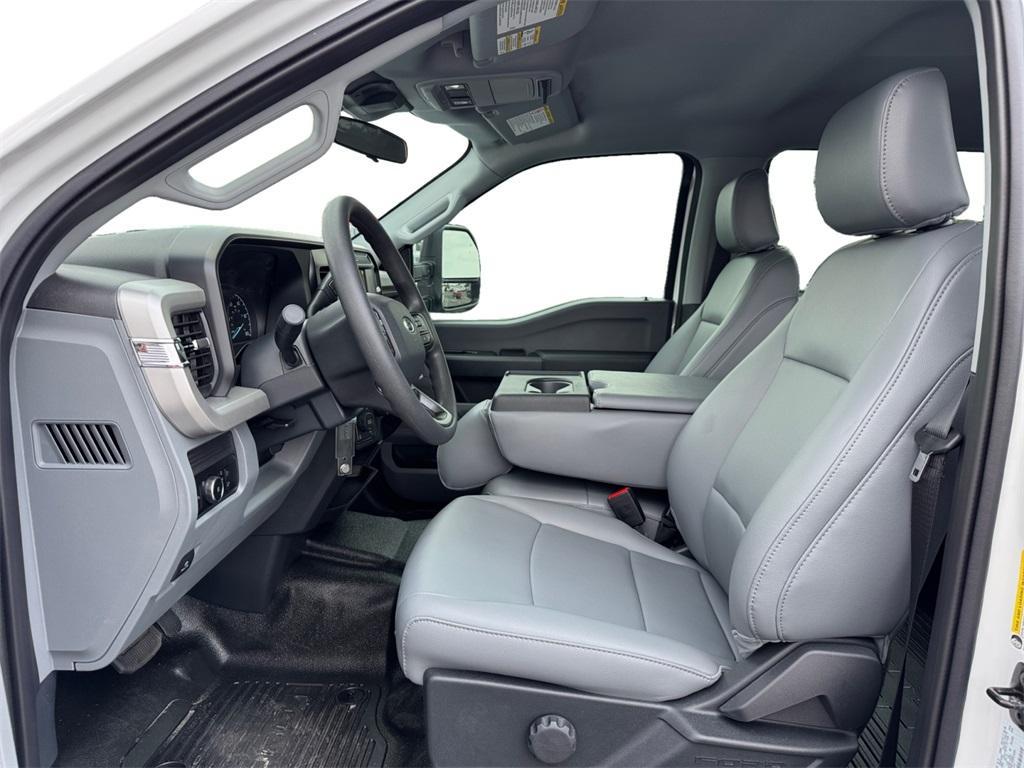 new 2025 Ford F-250 car, priced at $68,112