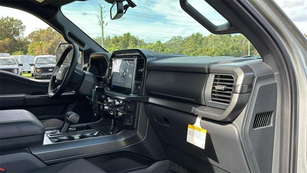 new 2024 Ford F-150 car, priced at $58,261