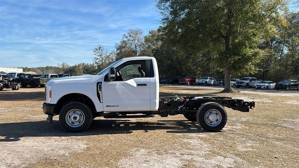 new 2025 Ford F-250 car, priced at $60,275