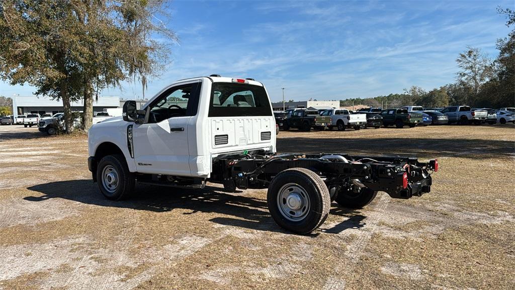 new 2025 Ford F-250 car, priced at $60,275