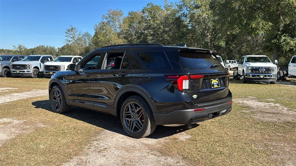 new 2025 Ford Explorer car, priced at $47,705